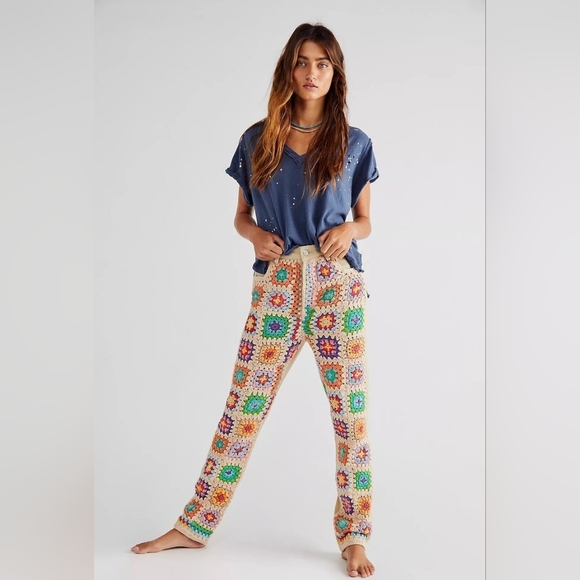 Free People Denim - FREE PEOPLE Crochet Zuri Mom Jeans Boho Size 27 100% Cotton Crochet Floral